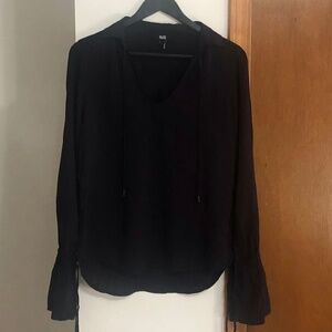 Paige long bell sleeves blouse